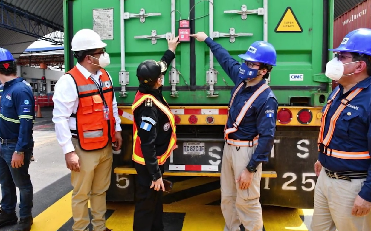 kasus perusahaan terbaru tentang Perjalanan Guatemala Menuju Transit Bea Cukai yang Lebih Cerdas: Bagaimana Pemantauan Kargo Digital Meningkatkan Keamanan Perbatasan